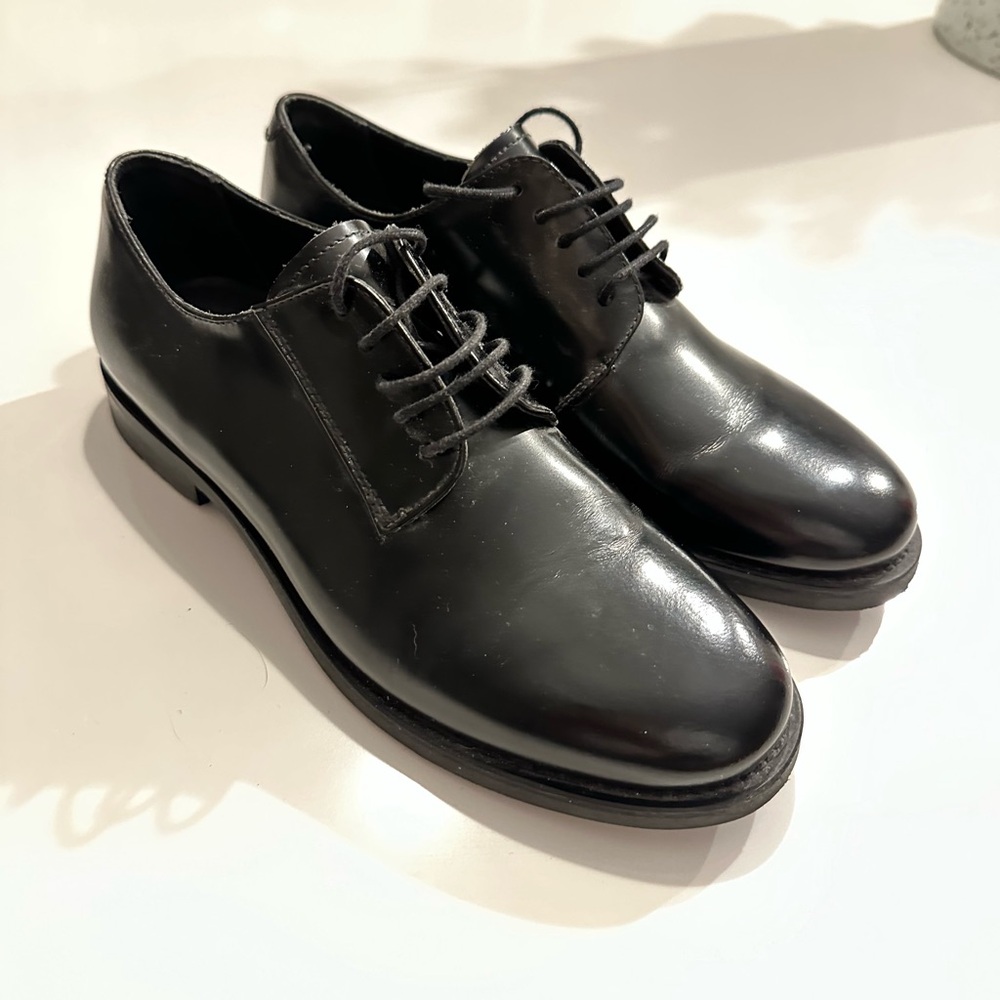 NWOT COS lace up shoes size 5.5
